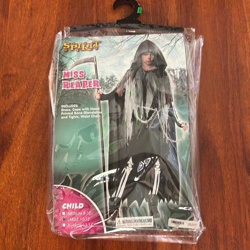 Miss Reaper costume. Size 10-12